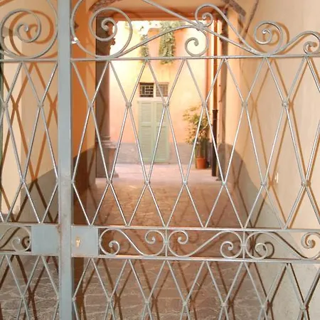 La Rosa Scarlatta Atelier