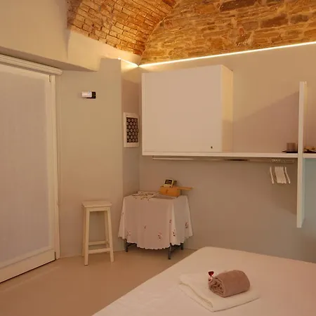 La Rosa Scarlatta Atelier Бергамо